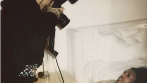 Foto: Debut Rihanna Jadi Fotografer Fashion, ASAP Rocky Jadi Model