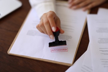 Mengenal Fungsi Sertifikasi BPOM, Halal, ISO hingga HACCP di Suplemen