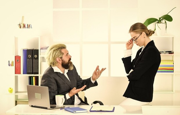 Tanda-tanda atasan beracun