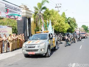 Kirab Pataka Sambut HUT Jawa Timur ke-79 Menginap di Lamongan