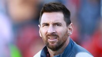 Al Hilal, klub Arab Saudi masih simpan mimpi untuk merekrut Messi. Kalau itu terjadi, siap-siap ada duel Messi vs Ronaldo di Arab Saudi (Getty Images/Vaughn Ridley)