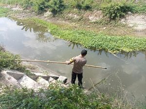 2 Bocah TK Ditemukan Tewas di Sungai Kediri, Diduga Terpeleset Saat Memancing