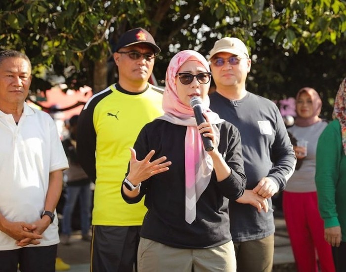 Melati Erzaldi Melati Erzaldi
