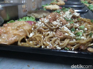 Huahh! Mie Semeru Level Evakuasi Pakai 45 Cabai Ada di Sini Huahh! Mie Semeru Level Evakuasi Pakai 45 Cabai Ada di Sini