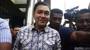 Pengusaha David Glen Diperiksa KPK Sebagai Saksi Kasus AGK