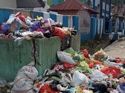 Sampah Kian Berserakan di Mamasa Buntut Petugas Kebersihan Mogok Kerja