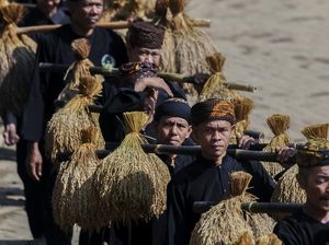 Mengenal Lebih Dekat Tradisi Seren Taun di Tanah Pasundan Mengenal Lebih Dekat Tradisi Seren Taun di Tanah Pasundan