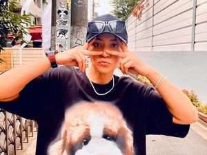 Dulu Member Boy Band, Pria Ini Kejutkan Fans Kini Berpenampilan Wanita Dulu Member Boy Band, Pria Ini Kejutkan Fans Kini Berpenampilan Wanita