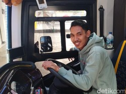 Suka-Duka Sopir Bus Malam: Dapat Hadiah dari YouTuber-Nabrak Sapi