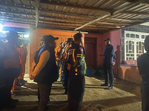 Siswi SMK Hilang Saat Ikut Open Trip di Gunung Slamet, Akhirnya Ditemukan Siswi SMK Hilang Saat Ikut Open Trip di Gunung Slamet, Akhirnya Ditemukan