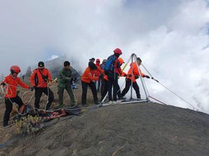 Sepekan Hilang, Pendaki Jakarta yang Jatuh di Gunung Rinjani Ditemukan Tewas