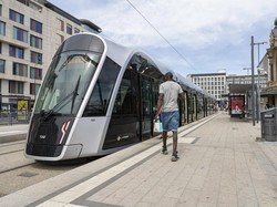 Jempolan! Negara Ini Gratiskan Transportasi Umum untuk Kurangi Macet