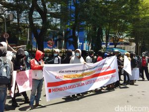 Pemkot Makassar-Ahli Waris Sepakat Buka Sementara Jalan Gatot Subroto Baru Pemkot Makassar-Ahli Waris Sepakat Buka Sementara Jalan Gatot Subroto Baru