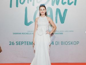 Beda Gaya Kaluna Home Sweet Loan di Film & Kehidupan Nyata, Bikin Pangling Beda Gaya Kaluna Home Sweet Loan di Film & Kehidupan Nyata, Bikin Pangling