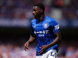 Eks Bek MU Nyaris Kehilangan Jari Saat Sedang Cuci Piring