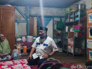 Kesedihan Umi Tinggal di Rutilahu Jadi Perhatian Ahmad Syaikhu Kesedihan Umi Tinggal di Rutilahu Jadi Perhatian Ahmad Syaikhu