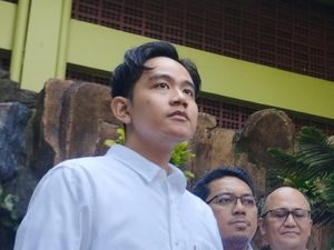 Video Gibran Tegaskan Ikut dalam Penyusunan Kabinet Baru: Ya Pasti Video Gibran Tegaskan Ikut dalam Penyusunan Kabinet Baru: Ya Pasti