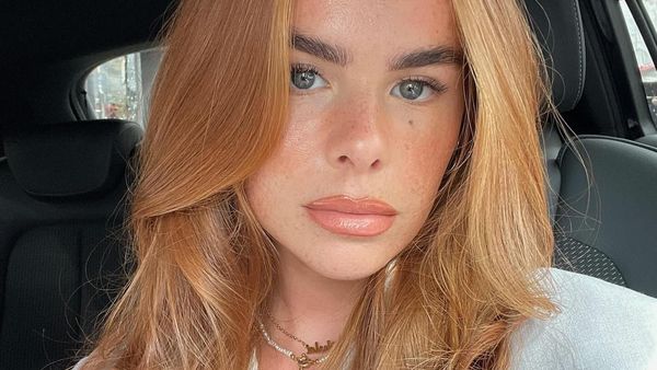 Potret Istri Pesepak Bola yang Disebut WAG Supermarket, Responnya Jadi Viral