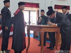 Arif Setia Budi Resmi Dilantik Jadi Ketua DPRD Pacitan Periode 2024-2029 Arif Setia Budi Resmi Dilantik Jadi Ketua DPRD Pacitan Periode 2024-2029