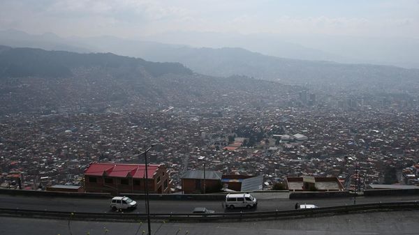 Kota La Paz Bolivia Terkepung Asap Kebakaran Hutan