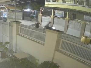 Wanita di Makassar Dijambret Saat Jalan Pulang Bareng Anak, HP-Uang Raib Wanita di Makassar Dijambret Saat Jalan Pulang Bareng Anak, HP-Uang Raib