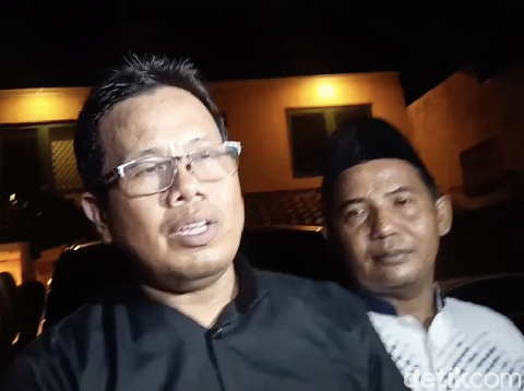 Mantan tukang kebun, Marissa Haque, Bambang.