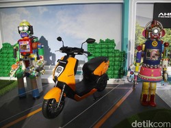 Komparasi Motor Listrik Honda EM1 e: dan ICON e:, Model Mirip-Harga Beda Jauh