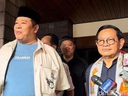 Pramono Sambangi Rumah Boy Sadikin, Ada Politikus NasDem Bestari Barus