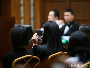 Penjelasan Sandra Dewi soal Transfer Rp 10 M ke Istri Bos Smelter Swasta