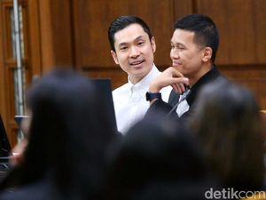 Video Pembelaan Harvey Moeis: Saya dan Keluarga Tak Pernah Nikmati Rp 300 T Video Pembelaan Harvey Moeis: Saya dan Keluarga Tak Pernah Nikmati Rp 300 T
