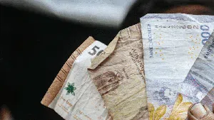 Kala Mobet Menolak Punah