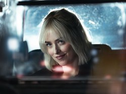 Daddio: Sepanjang Film Cuma di Taksi, Kedip Dikit Serunya Hilang