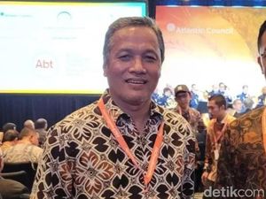 Gerindra Resmi Usulkan Hidayat Sebagai Wakil Ketua DPRD Jatim Gerindra Resmi Usulkan Hidayat Sebagai Wakil Ketua DPRD Jatim
