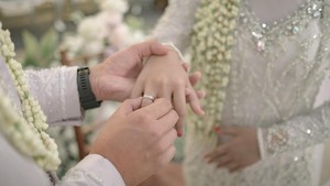 Doa Setelah Akad Nikah untuk Pengantin Baru, Arab, Latin, dan Artinya