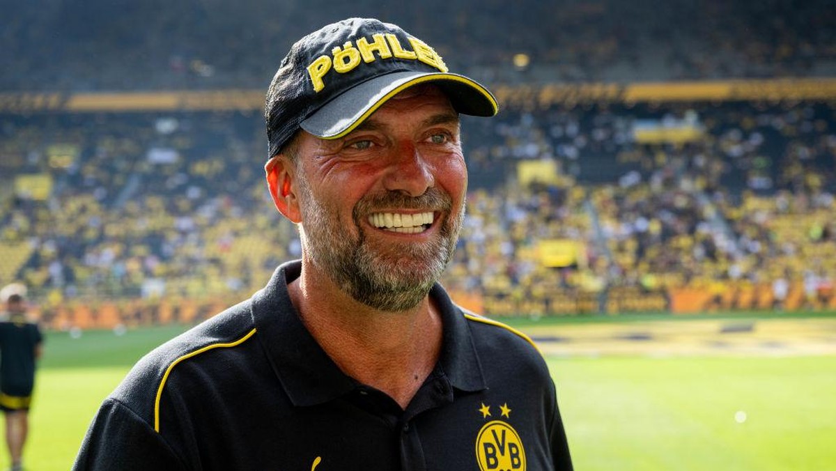 Klopp masih mendapat sambutan hangat saat kembali ke Dortmund pada bulan lalu. Foto: Borussia Dortmund via Getty Imag/Hendrik Deckers