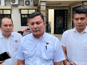 Eks Ketua BEM di Jambi dan Pasangan Ditahan Akibat Video Syur Tersebar Eks Ketua BEM di Jambi dan Pasangan Ditahan Akibat Video Syur Tersebar