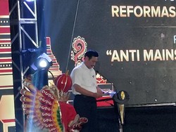 Kode Luhut soal MenPAN-RB Lanjut di Kabinet Prabowo
