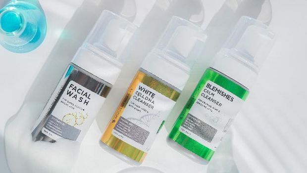 MS GLOW Facial Wash