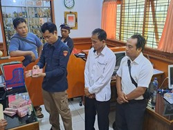 Kepsek SMKN 1 Klungkung Bantah Kuasai Uang Ratusan Juta-Sita Ijazah