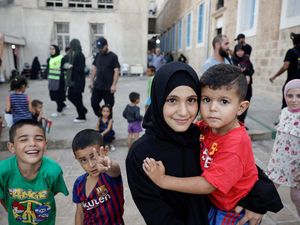 Sekolah Ini Jadi Lokasi Pengungsian gegara Perang Israel-Hizbullah