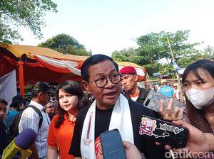 Pramono Anung Dicurhati PKL Kota Tua yang Digusur Pramono Anung Dicurhati PKL Kota Tua yang Digusur