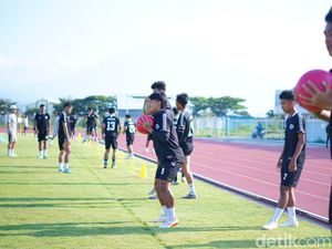 Berburu Pemain, Persigar Boyong Eks Kiper Persib hingga PON Jabar Berburu Pemain, Persigar Boyong Eks Kiper Persib hingga PON Jabar