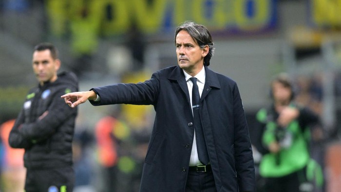 Soccer Football - Serie A - Inter Milan v Torino - San Siro, Milan, Italy - October 5, 2024 Inter Milan coach Simone Inzaghi reacts REUTERS/Daniele Mascolo