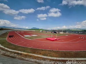 Intip Fasilitas Pusat Pelatihan Atletik di Bandung yang Diresmikan Luhut
