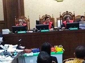 Jaksa Tampilkan 10 Tas Mewah Sandra Dewi di Sidang Kasus Korupsi Timah Jaksa Tampilkan 10 Tas Mewah Sandra Dewi di Sidang Kasus Korupsi Timah