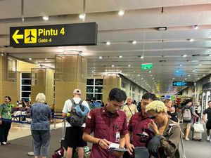Jadi PSK dan Pacar Bayaran, Cewek Uganda Dideportasi dari Bali Jadi PSK dan Pacar Bayaran, Cewek Uganda Dideportasi dari Bali