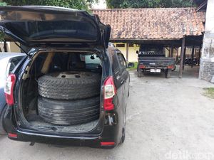 Kronologi Momen Dramatis Penangkapan Pencuri Ban Serep di Tol Cipali Kronologi Momen Dramatis Penangkapan Pencuri Ban Serep di Tol Cipali