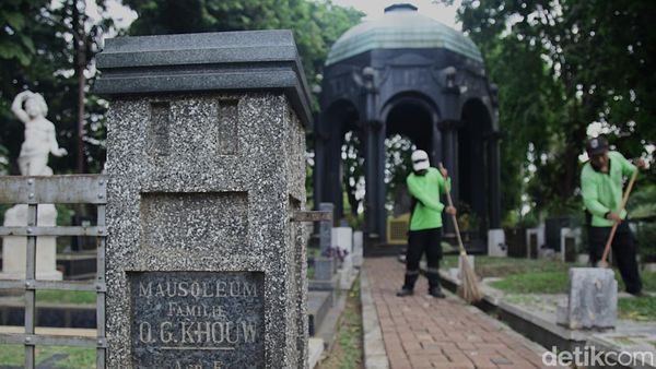 Bukti Cinta Mausoleum O.G. Khouw Jadi Cagar Budaya Jakarta