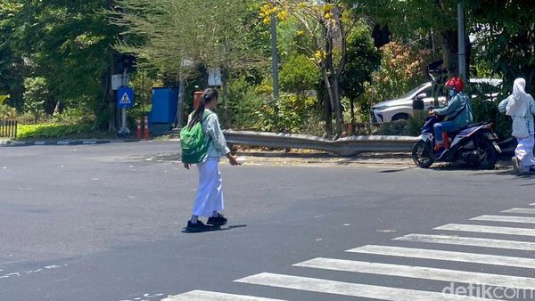 Fenomena Hari Tanpa Bayangan di Surabaya