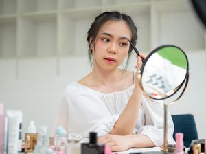 Video: Tutorial Alis On Point Tanpa Ribet, Cuma Pakai 2 Produk!